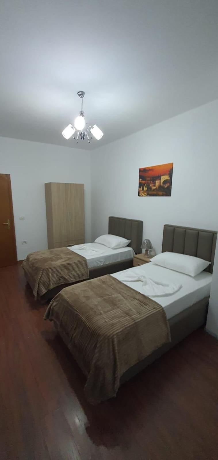 City Center Apartment Shkodër Dış mekan fotoğraf
